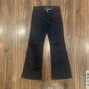 7 for all mankind ginger wide leg jeans. Size 27